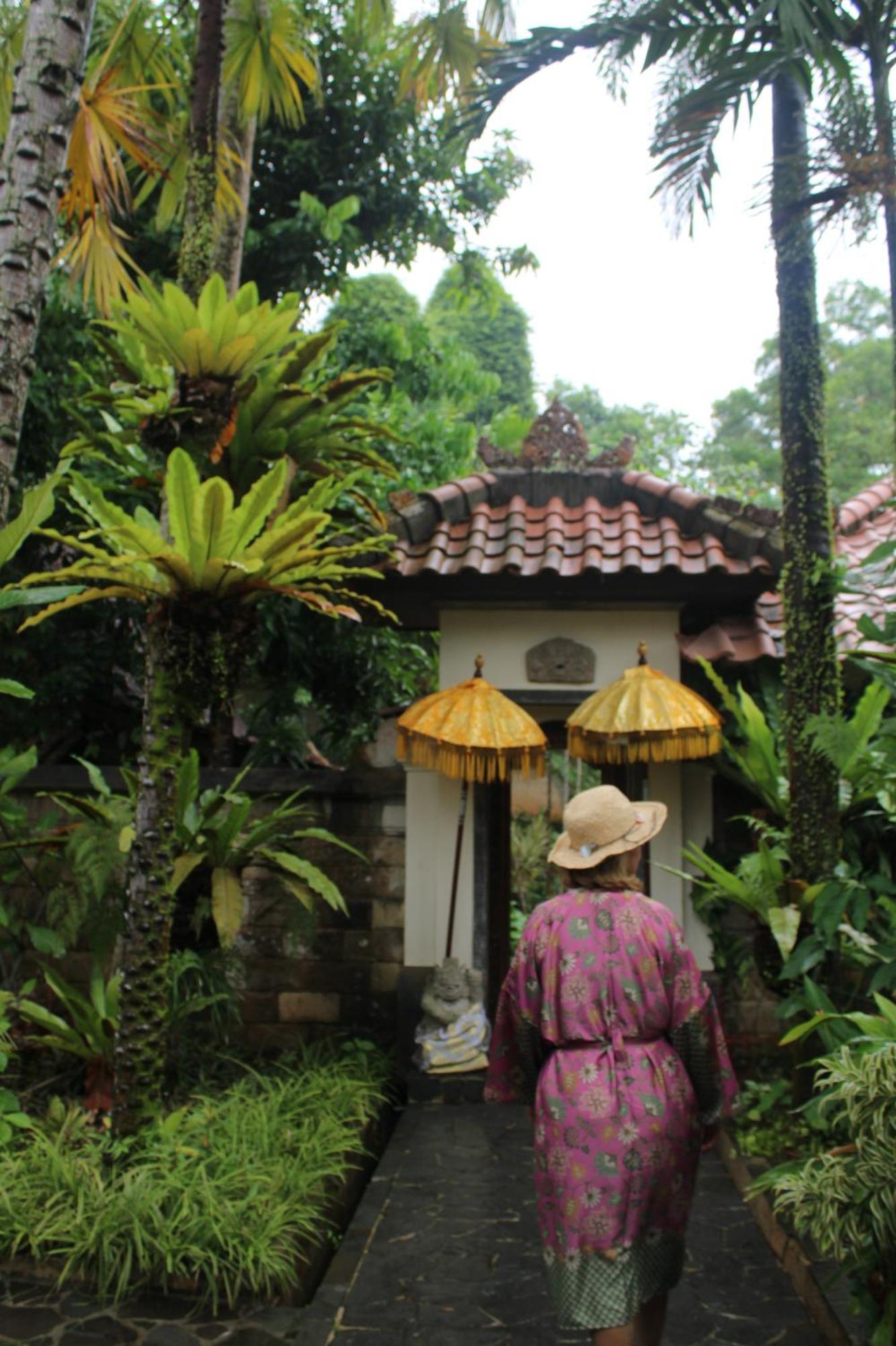Tempat Senang Spa Resort & Restaurant Sekupang Kültér fotó
