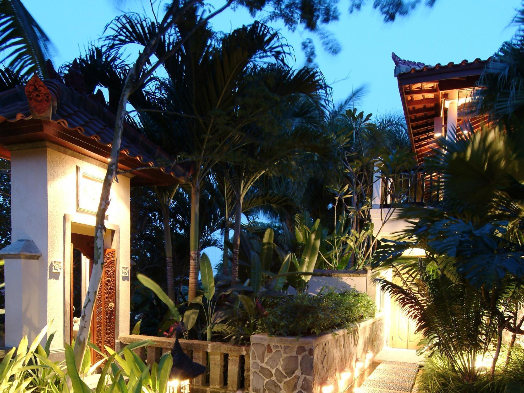 Tempat Senang Spa Resort & Restaurant Sekupang Kültér fotó