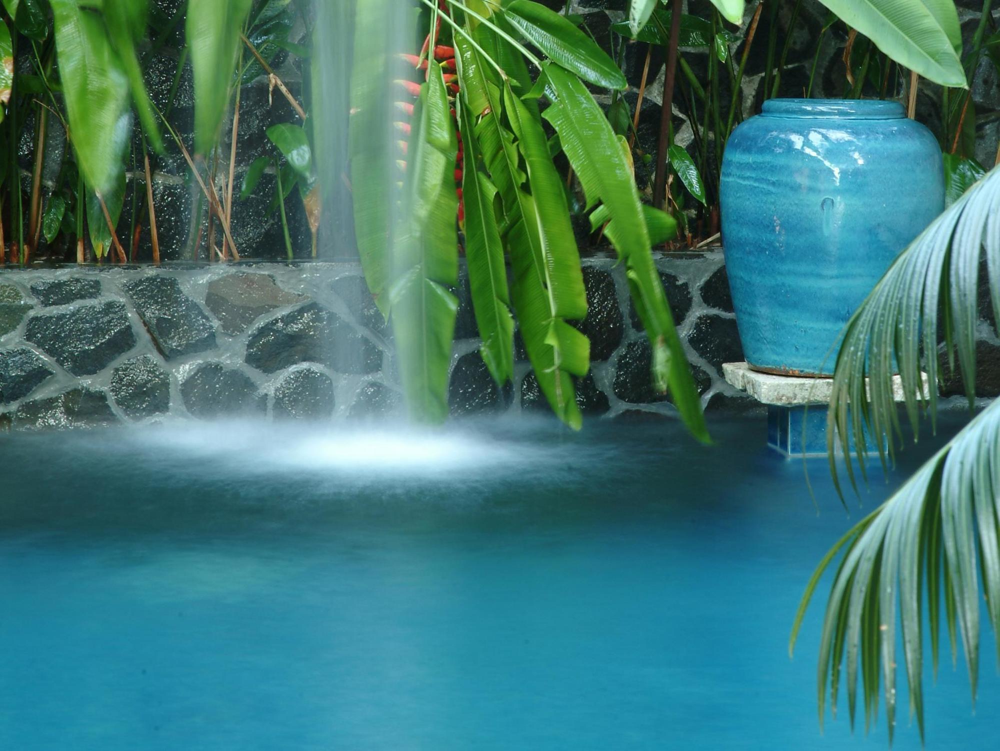Tempat Senang Spa Resort & Restaurant Sekupang Kültér fotó